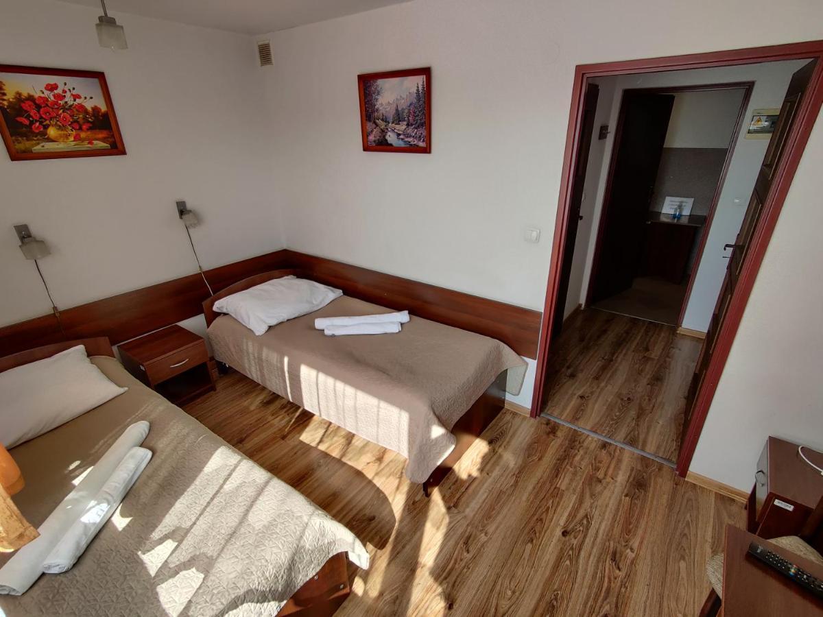 Hotel Turkus Jarosław Esterno foto